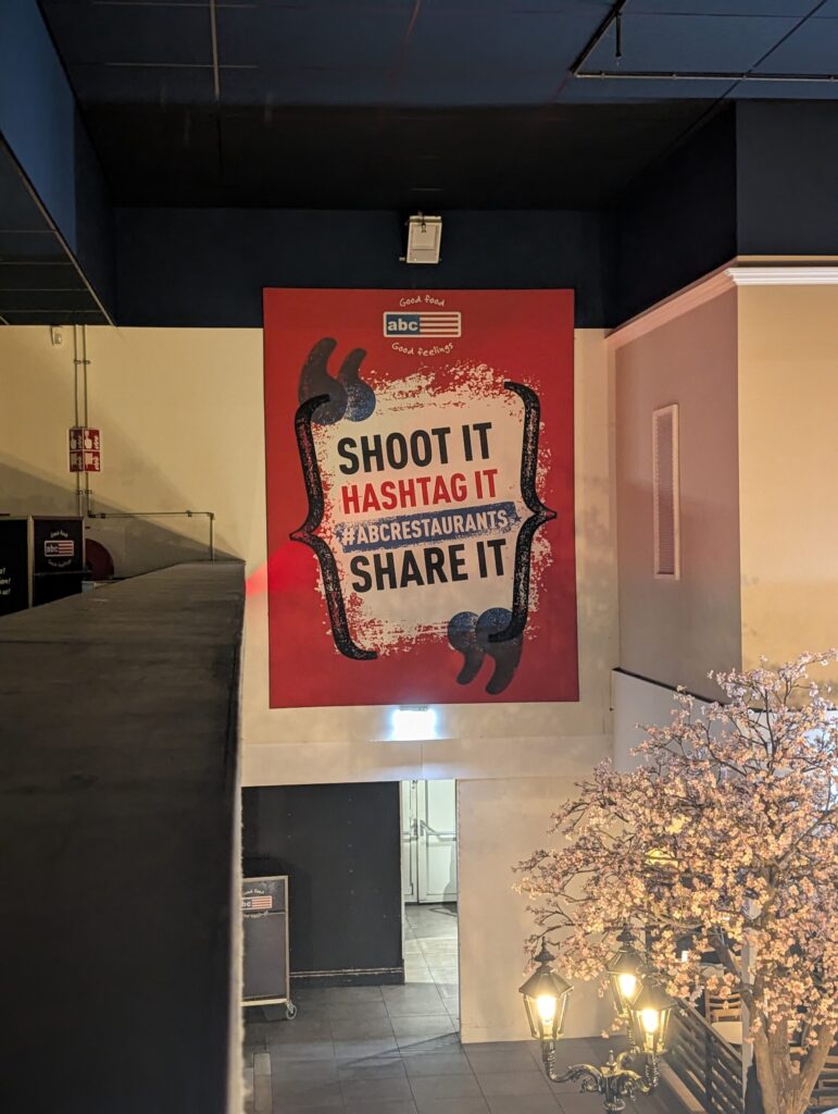 PXL_20251106_174119917.LONG_EXPOSURE-01.COVER_-771x1024 Eine kulinarische Weltreise